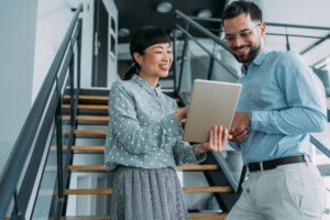 AI活用に強い中小規模コンサルファームティングファーム5選｜製造業・金融・マーケティング分野の専門家を徹底比較